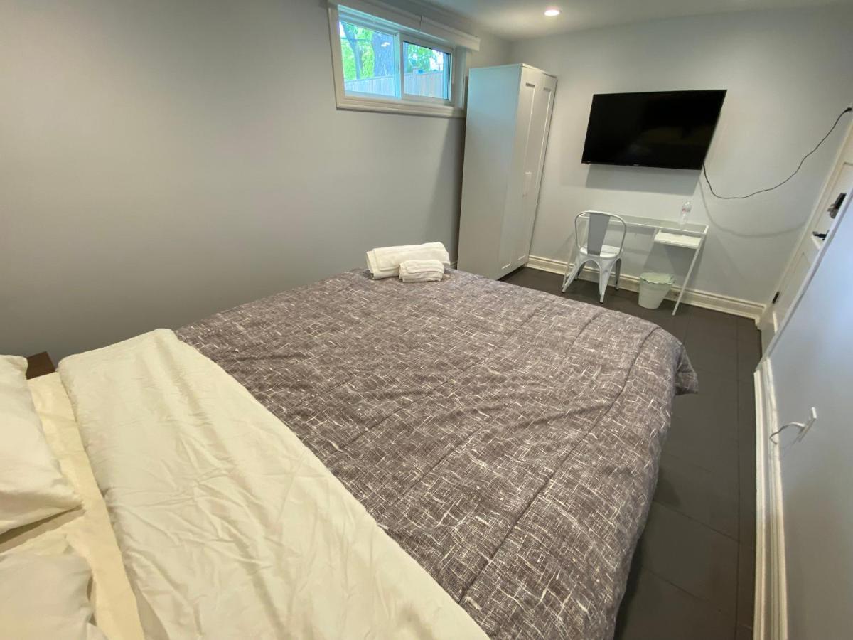Yonge And Finch Subway !U Spacious & Cozy Private Bdr With Shared Bathroom 토론토 외부 사진
